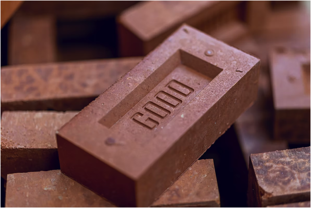 Bricks that do not need fire-based kilns